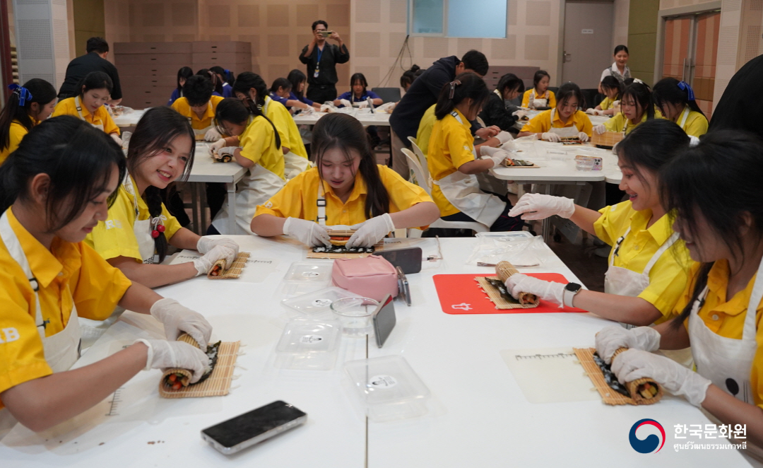 랏차보리까누크러학교 한국문화 체험행사