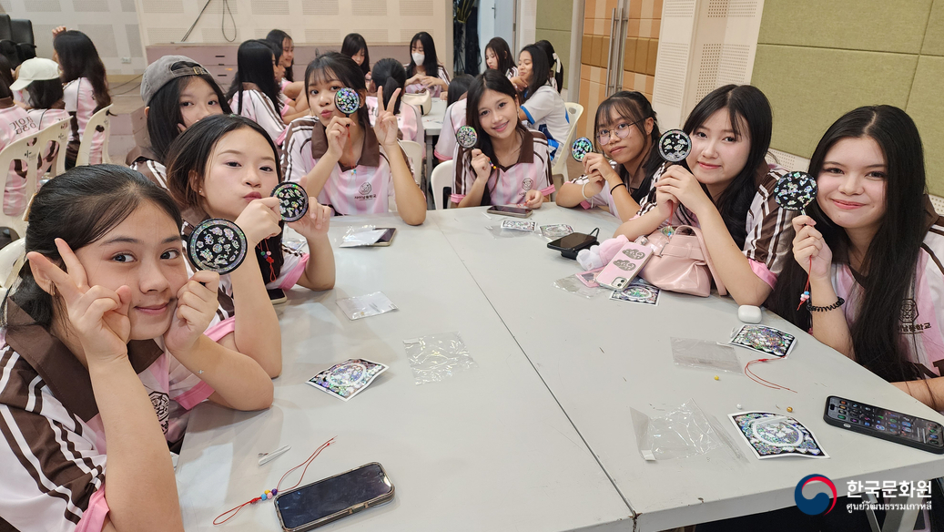 사이남픙 나이프라우빠탐학교 한국문화 체험행사