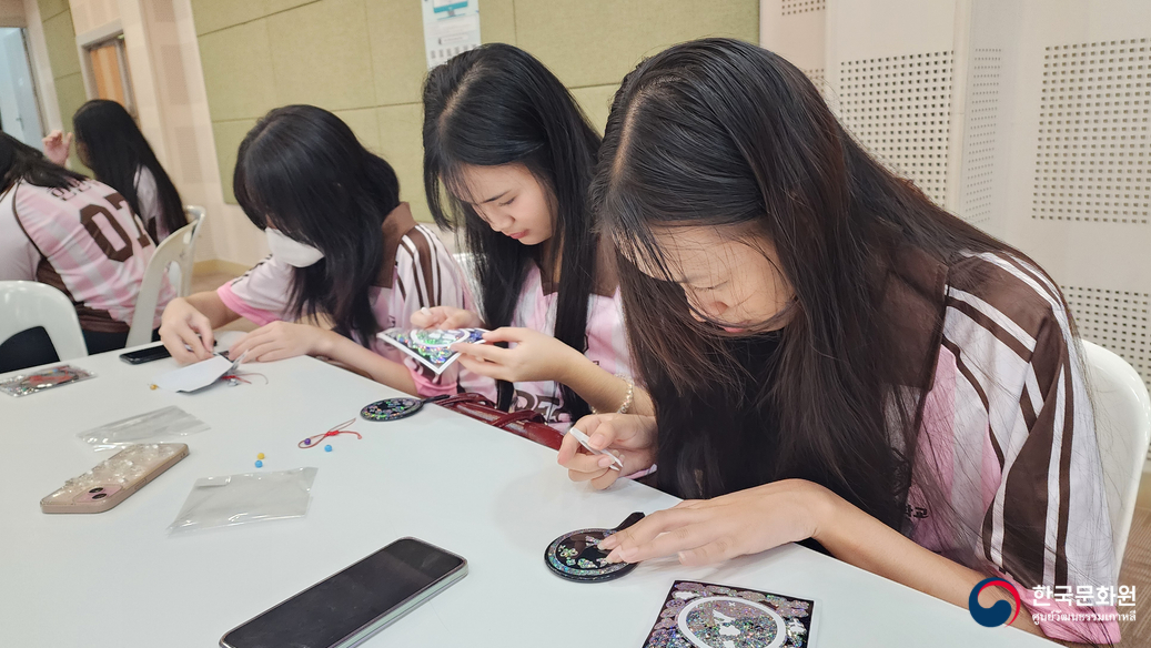 사이남픙 나이프라우빠탐학교 한국문화 체험행사