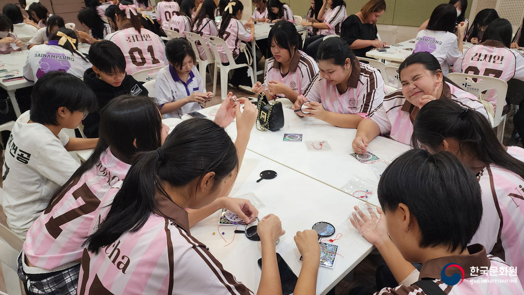 사이남픙 나이프라우빠탐학교 한국문화 체험행사